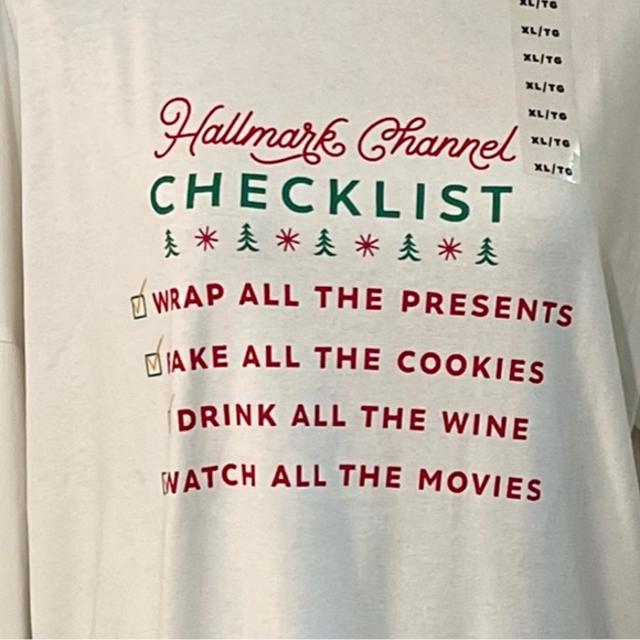 ✨🆕🎄🛷HALLMARK CHANNEL CHECKLIST, WRAP, BAKE, DRINK, WATCH, LS SWEATSHIRT🎄🛷 - Picture 4 of 6